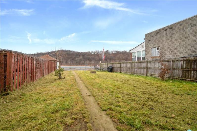 Lovely large flat back yard