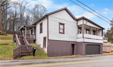 700 Industry Rd, Buena Vista, PA 15018, 3 Bedrooms Bedrooms, 6 Rooms Rooms,1 BathroomBathrooms,Residential,For Sale,Industry Rd,1683519