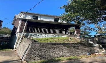 1733 Laporte Street, Pittsburgh, PA 15206, 3 Bedrooms Bedrooms, ,1 BathroomBathrooms,Residential,For Sale,Laporte Street,1683726