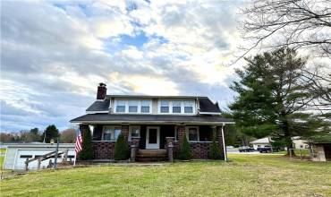 1022 Rutledge Rd, Transfer, PA 16154, 2 Bedrooms Bedrooms, ,1 BathroomBathrooms,Residential,For Sale,Rutledge Rd,1683929