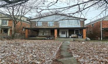 Brick duplex with two spacious apartments.