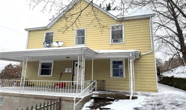 202 Florence St For Sale. 2 Unit Duplex