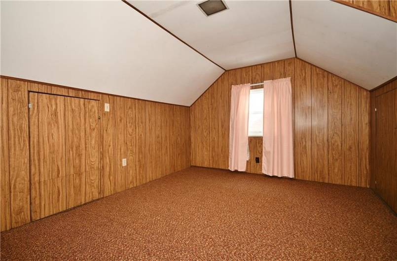 This space could be a den or office off the upstairs bedroom.