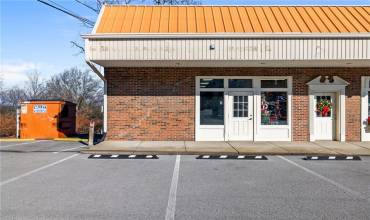 1770 Pine Hollow Rd, Mc Kees Rocks, PA 15136, ,Commercial-industrial-business,For Sale,Pine Hollow Rd,1684685