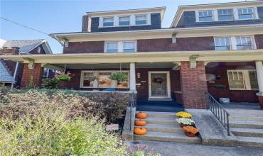 1335 Shady Avenue, Pittsburgh, PA 15217, 5 Bedrooms Bedrooms, ,2.2 BathroomsBathrooms,Lease,For Sale,Shady Avenue,1685030