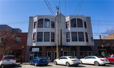 21 Brilliant Ave, Pittsburgh, PA 15215, ,1 BathroomBathrooms,Lease,For Sale,Brilliant Ave,1685438