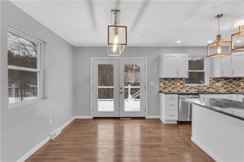 Door From Dining Room Goes Out to Entertainer's Deck