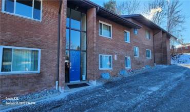 8179 Ohio River Blvd, Pittsburgh, PA 15202, 2 Bedrooms Bedrooms, 5 Rooms Rooms,1 BathroomBathrooms,Residential,For Sale,Ohio River Blvd,1685598