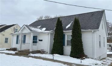 229 Rockenstein Ave, Butler, PA 16001, 3 Bedrooms Bedrooms, 7 Rooms Rooms,2 BathroomsBathrooms,Residential,For Sale,Rockenstein Ave,1685717