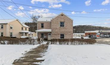 3582 Washington Ave, Finleyville, PA 15332, ,Multi-unit,For Sale,Washington Ave,1685776