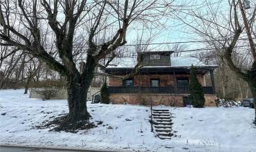 151 Whitestown Rd, Lyndora, PA 16045, 4 Bedrooms Bedrooms, ,2.1 BathroomsBathrooms,Residential,For Sale,Whitestown Rd,1685851