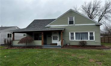 155 Cohassett Dr, Hermitage, PA 16148, 4 Bedrooms Bedrooms, ,2.1 BathroomsBathrooms,Residential,For Sale,Cohassett Dr,1685875