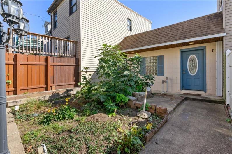 Garden in rear yard received abundant sunlight