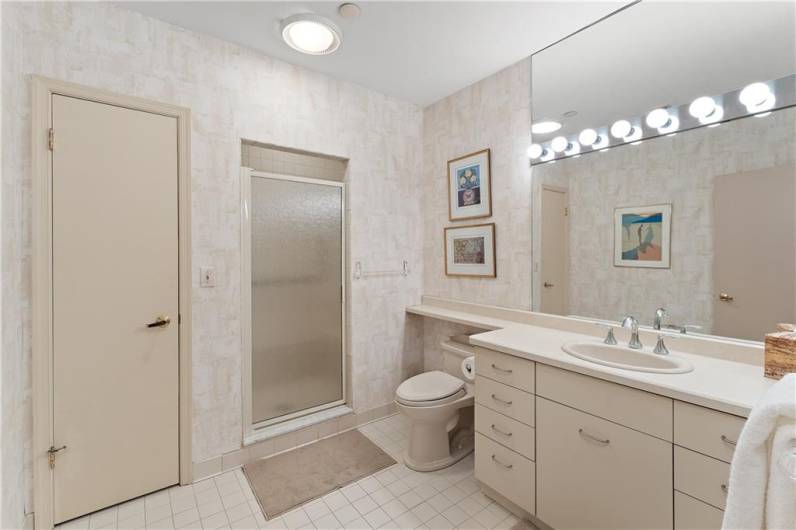 146 Bellefield Ave, Pittsburgh, PA 15213, 3 Bedrooms Bedrooms, 8 Rooms Rooms,2 BathroomsBathrooms,Residential,For Sale,Bellefield Ave,0,1685828