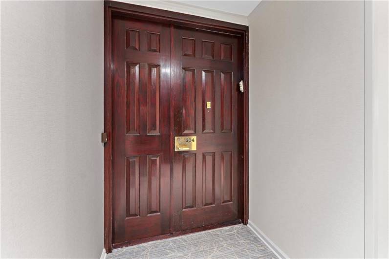 146 Bellefield Ave, Pittsburgh, PA 15213, 3 Bedrooms Bedrooms, 8 Rooms Rooms,2 BathroomsBathrooms,Residential,For Sale,Bellefield Ave,0,1685828