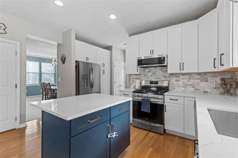 This beautiful kitchen is where modern style meets everyday functionality.