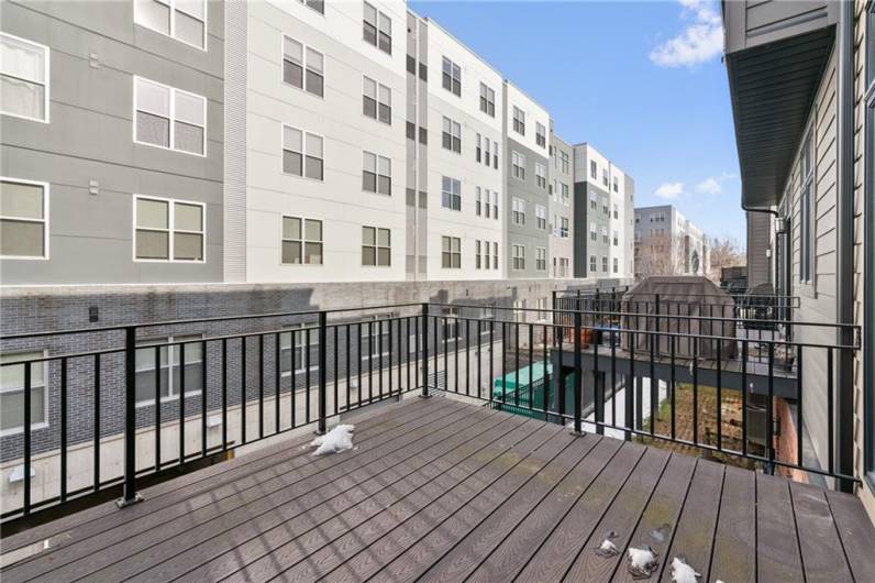 deck off of kitchen& dining area