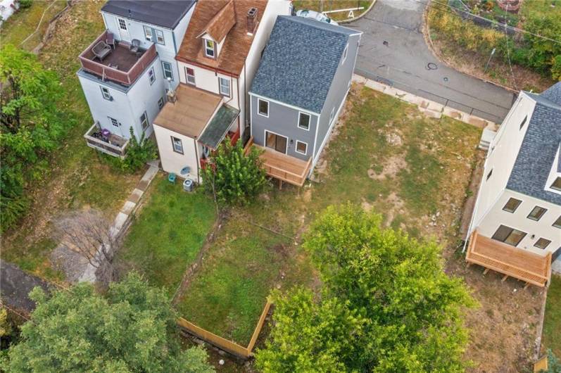 Aerial view of 1701 Lanark Street in Fineview