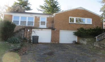 46-48 Greenbriar Dr, Pittsburgh, PA 15220, ,Multi-unit,For Sale,Greenbriar Dr,1687241