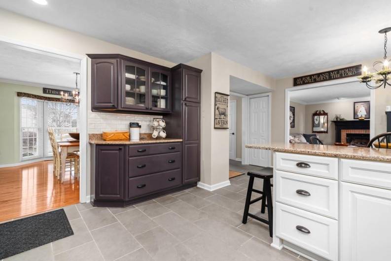 Kitchen built-in pantry and coffee bar