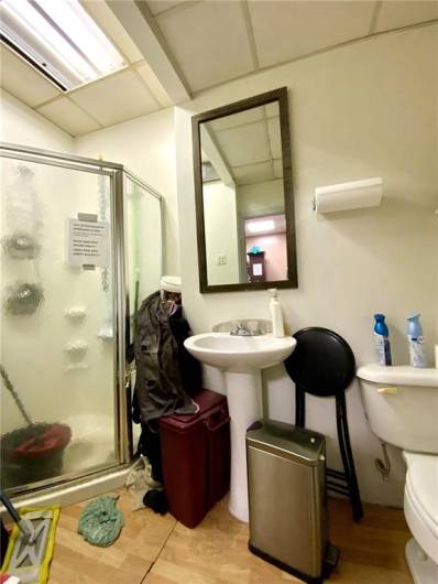 Full bathroom in hair salon