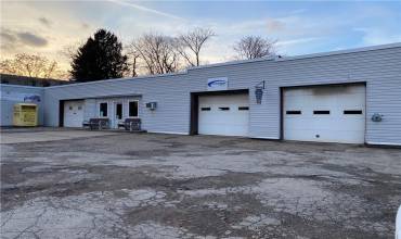 166 Lincoln Ave., Vandergrift, PA 15690, ,Commercial-industrial-business,For Sale,Lincoln Ave.,1688013