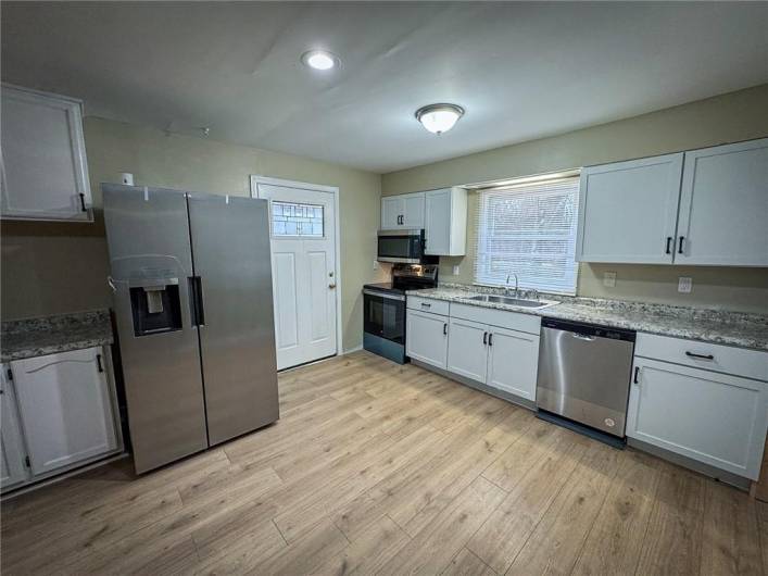 1975 Oneida Valley Rd, Karns City, PA 16041, 3 Bedrooms Bedrooms, 6 Rooms Rooms,1 BathroomBathrooms,Residential,For Sale,Oneida Valley Rd,1688311