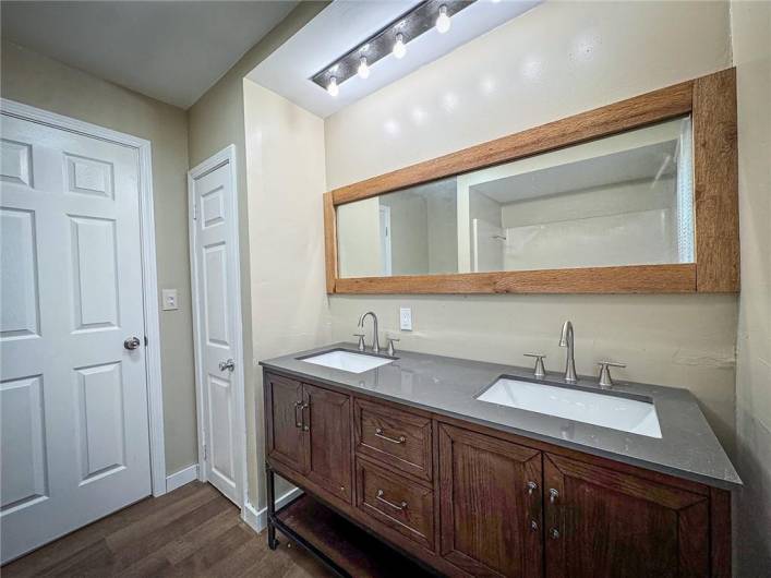 1975 Oneida Valley Rd, Karns City, PA 16041, 3 Bedrooms Bedrooms, 6 Rooms Rooms,1 BathroomBathrooms,Residential,For Sale,Oneida Valley Rd,1688311
