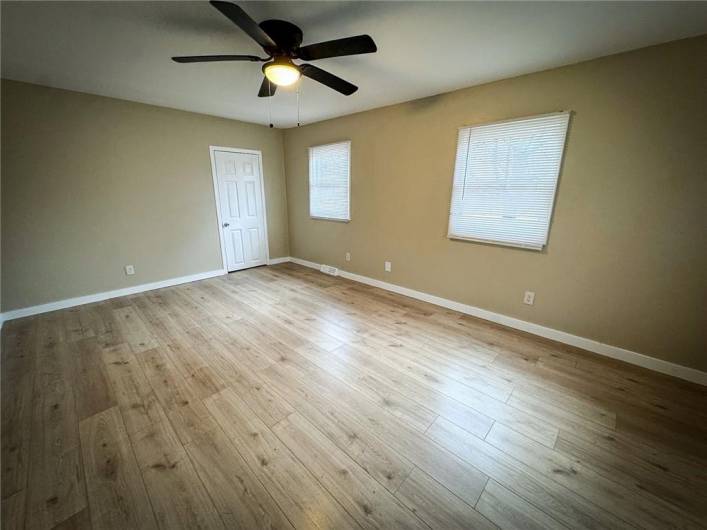 1975 Oneida Valley Rd, Karns City, PA 16041, 3 Bedrooms Bedrooms, 6 Rooms Rooms,1 BathroomBathrooms,Residential,For Sale,Oneida Valley Rd,1688311