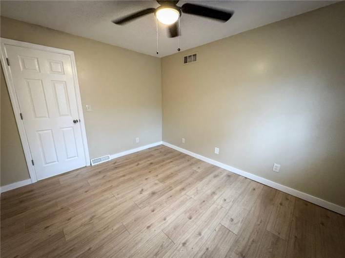 1975 Oneida Valley Rd, Karns City, PA 16041, 3 Bedrooms Bedrooms, 6 Rooms Rooms,1 BathroomBathrooms,Residential,For Sale,Oneida Valley Rd,1688311