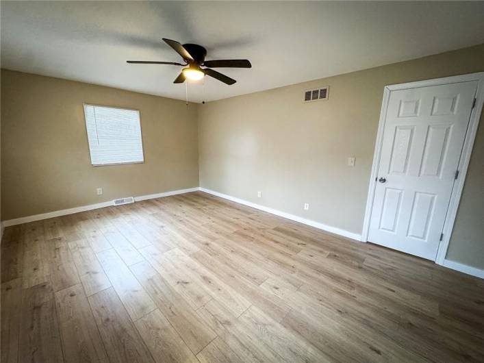 1975 Oneida Valley Rd, Karns City, PA 16041, 3 Bedrooms Bedrooms, 6 Rooms Rooms,1 BathroomBathrooms,Residential,For Sale,Oneida Valley Rd,1688311