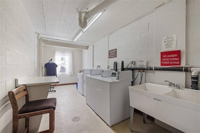 Laundry close to unit