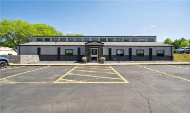 811 Center Avenue, New Stanton, PA 15672, ,Commercial-industrial-business,For Sale,Center Avenue,1689100