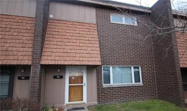 122 Rivermont Ct, Cheswick, PA 15024, 2 Bedrooms Bedrooms, ,1.1 BathroomsBathrooms,Lease,For Sale,Rivermont Ct,1689906