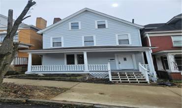 561 2nd St, Pitcairn, PA 15140, 4 Bedrooms Bedrooms, ,2 BathroomsBathrooms,Lease,For Sale,2nd St,1689955