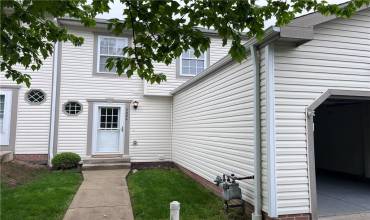 5004 Lea Dr, Cheswick, PA 15024, 3 Bedrooms Bedrooms, ,2.1 BathroomsBathrooms,Lease,For Sale,Lea Dr,1690064