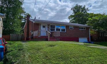 529 Guylyn Dr, Penn Hills, PA 15235, 3 Bedrooms Bedrooms, 6 Rooms Rooms,1.1 BathroomsBathrooms,Residential,For Sale,Guylyn Dr,1668244