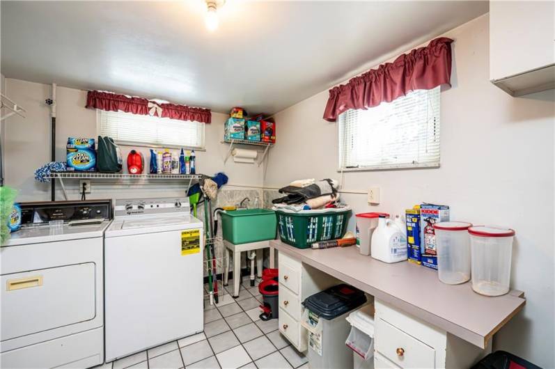 LAUNDRY ROOM IS JUST PAST THE DEN ON THE LEVEL WITH THE FAMILY ROOM