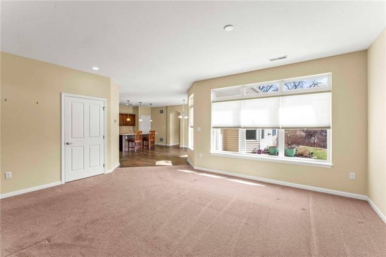 Living Room opens into Kitchen & Breakfast Nook area. Contemporary Open Floor Plan - Easy Maintenance!