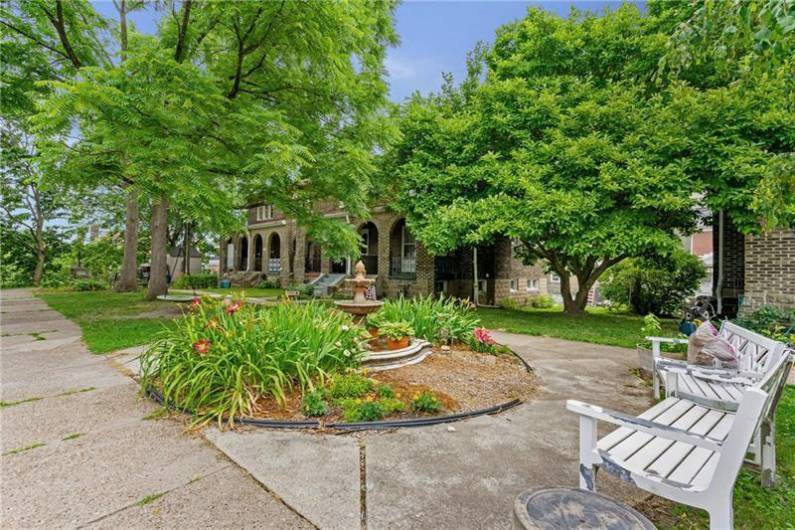 Terrific friendly neighborhood, close to everything with shared courtyard for summer fun!