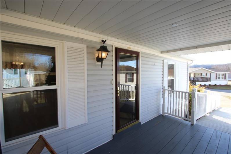 Covered 12x8 Front Porch enters into Living Room area / Great Room