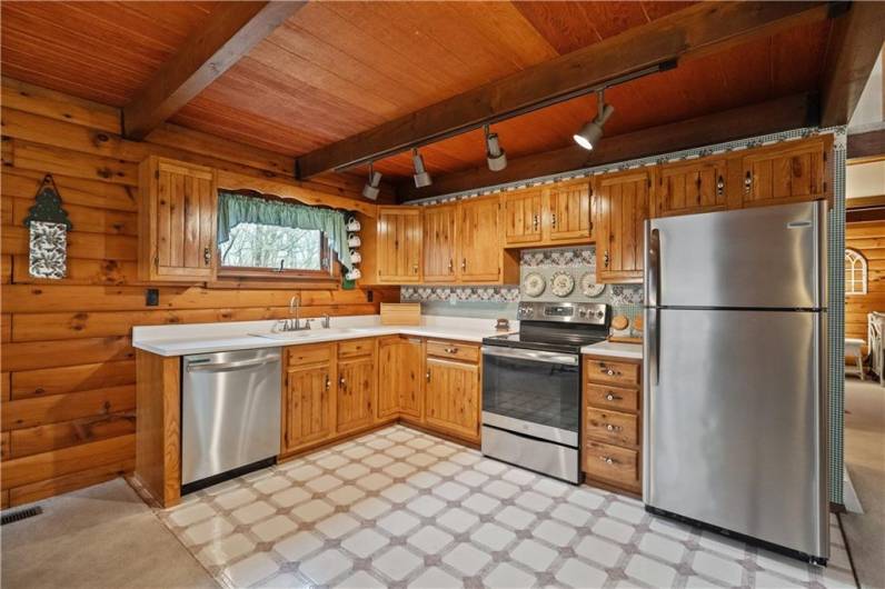 231 Glade Mills Rd, Valencia, PA 16059, 3 Bedrooms Bedrooms, ,2 BathroomsBathrooms,Residential,For Sale,Glade Mills Rd,0,1690613