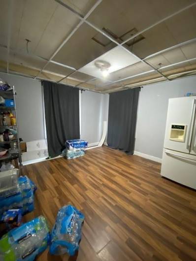 Dining Room - Refrigerator Does NOT Stay