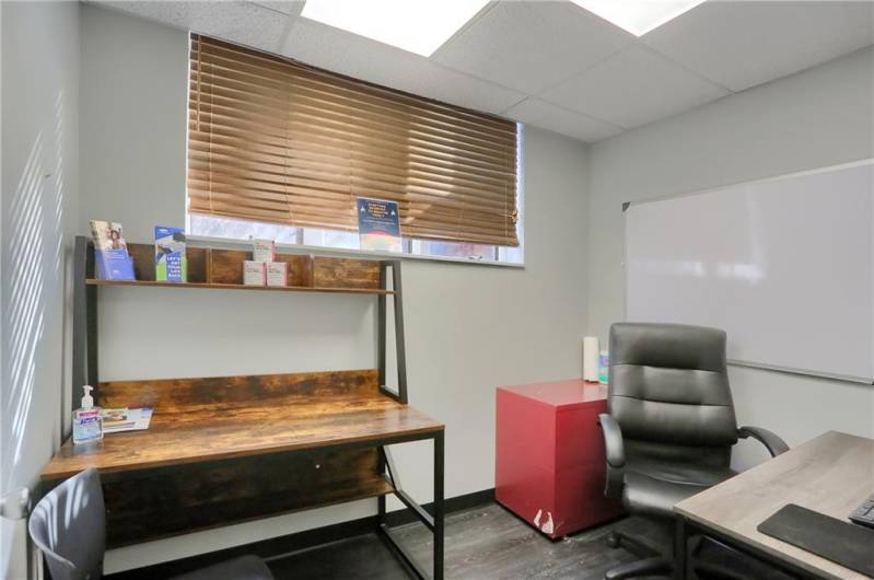 301 Smith Dr Unit 1, Cranberry Township, PA 16066, ,Commercial-industrial-business,For Sale,Smith Dr Unit 1,1690774