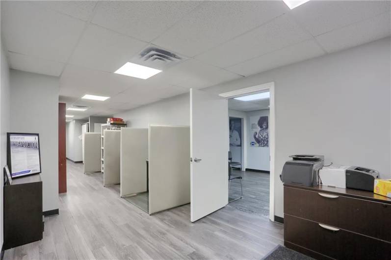 301 Smith Dr Unit 1, Cranberry Township, PA 16066, ,Commercial-industrial-business,For Sale,Smith Dr Unit 1,1690774