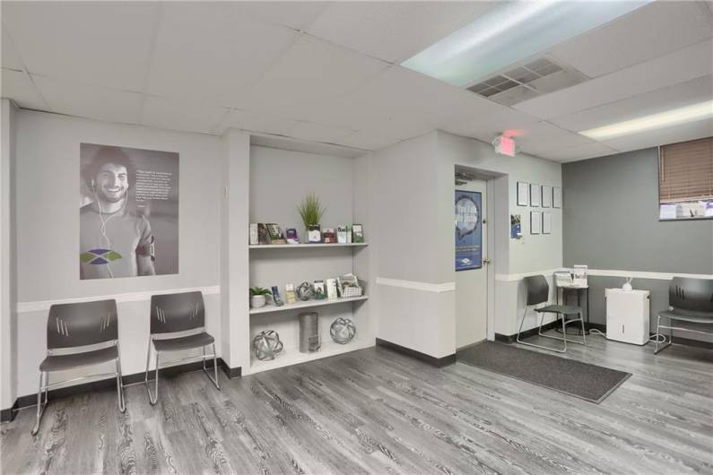 301 Smith Dr Unit 1, Cranberry Township, PA 16066, ,Commercial-industrial-business,For Sale,Smith Dr Unit 1,1690774