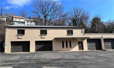 736 Chartiers Ave, Pittsburgh, PA 15220, ,Commercial-industrial-business,For Sale,Chartiers Ave,1691151