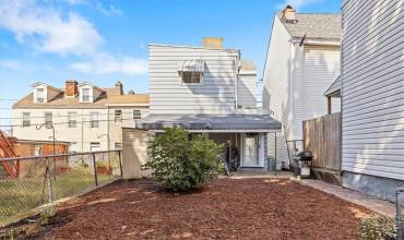 3919 Howley St, Pittsburgh, PA 15224, 2 Bedrooms Bedrooms, ,1 BathroomBathrooms,Residential,For Sale,Howley St,1677610