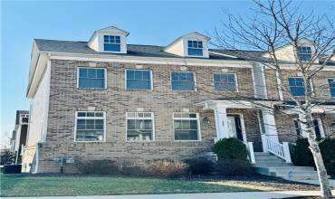 230 Venango Trail, Mars, PA 16046, 4 Bedrooms Bedrooms, ,3.1 BathroomsBathrooms,Lease,For Sale,Venango Trail,1691608