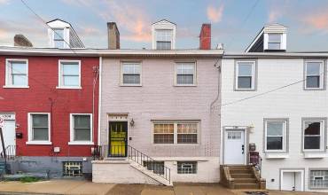 1302 Boyle Street, Pittsburgh, PA 15212, 3 Bedrooms Bedrooms, ,1.1 BathroomsBathrooms,Residential,For Sale,Boyle Street,1691632